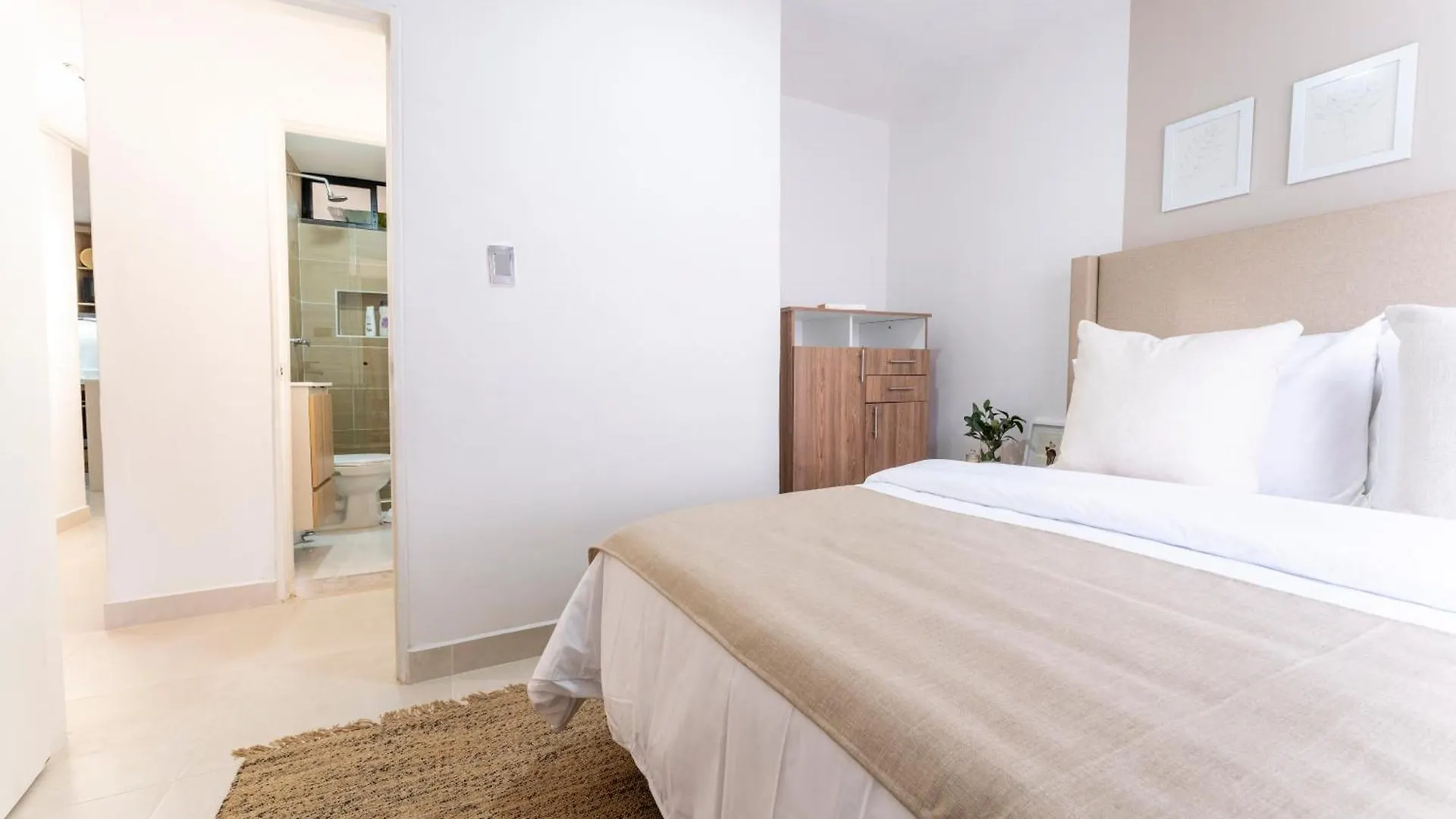 Cozy Apartment Located In Manila With Jacuzzi And Ac Medellín 0*,  Colombia